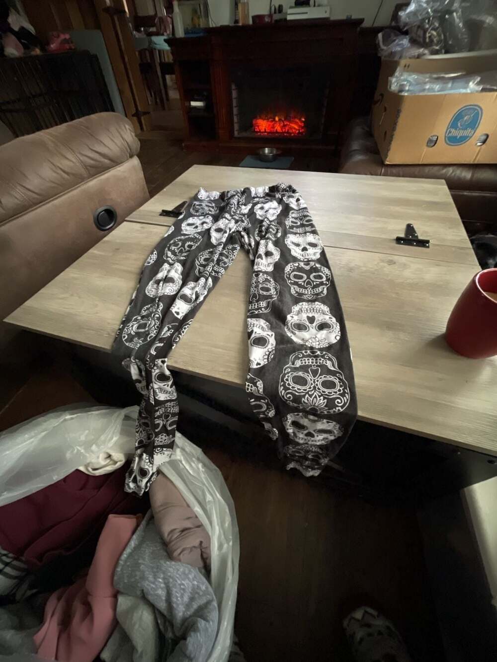 #D8 No Boundaries Skull Print Leggings Size S (3-5)